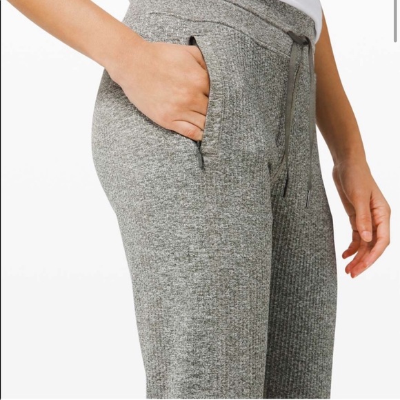 LULULEMON ENGINEERED WARMTH JOGGER - Picture 2 of 7